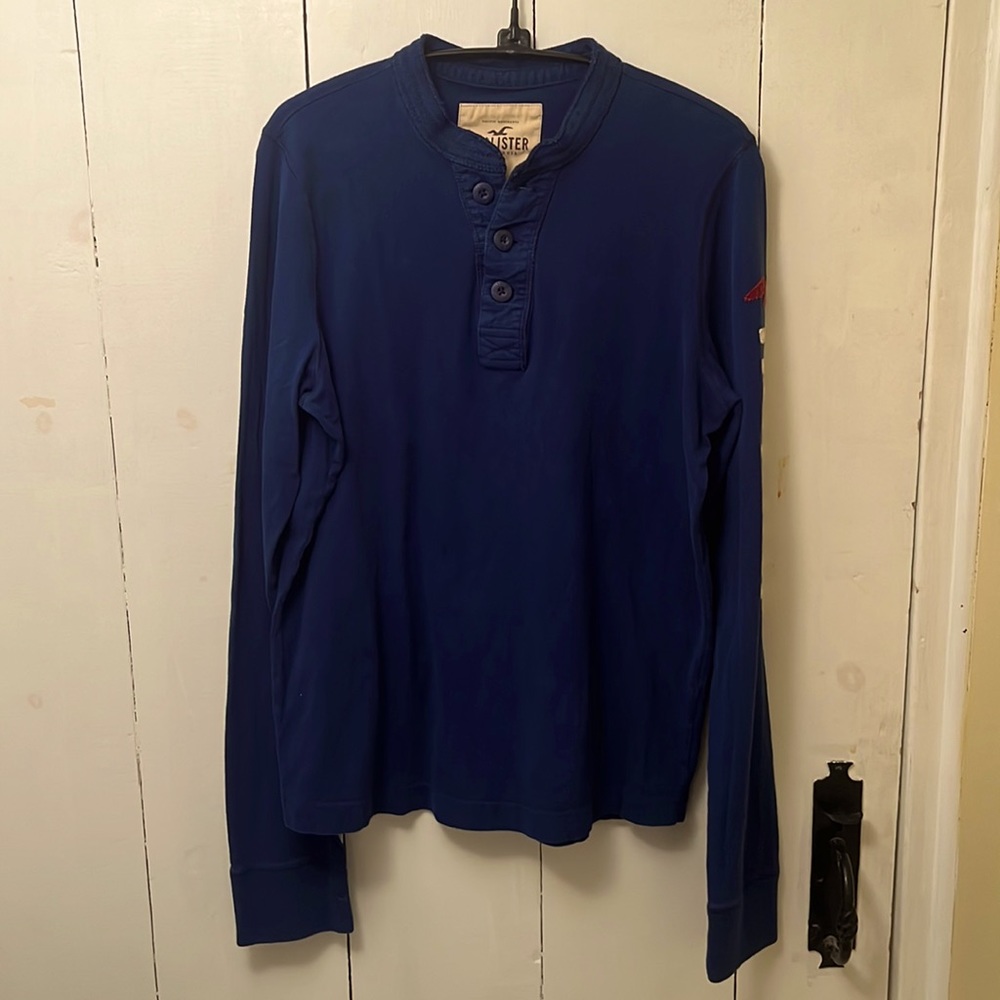 Hollister Long Sleeve Henley Shirt size men’s medium